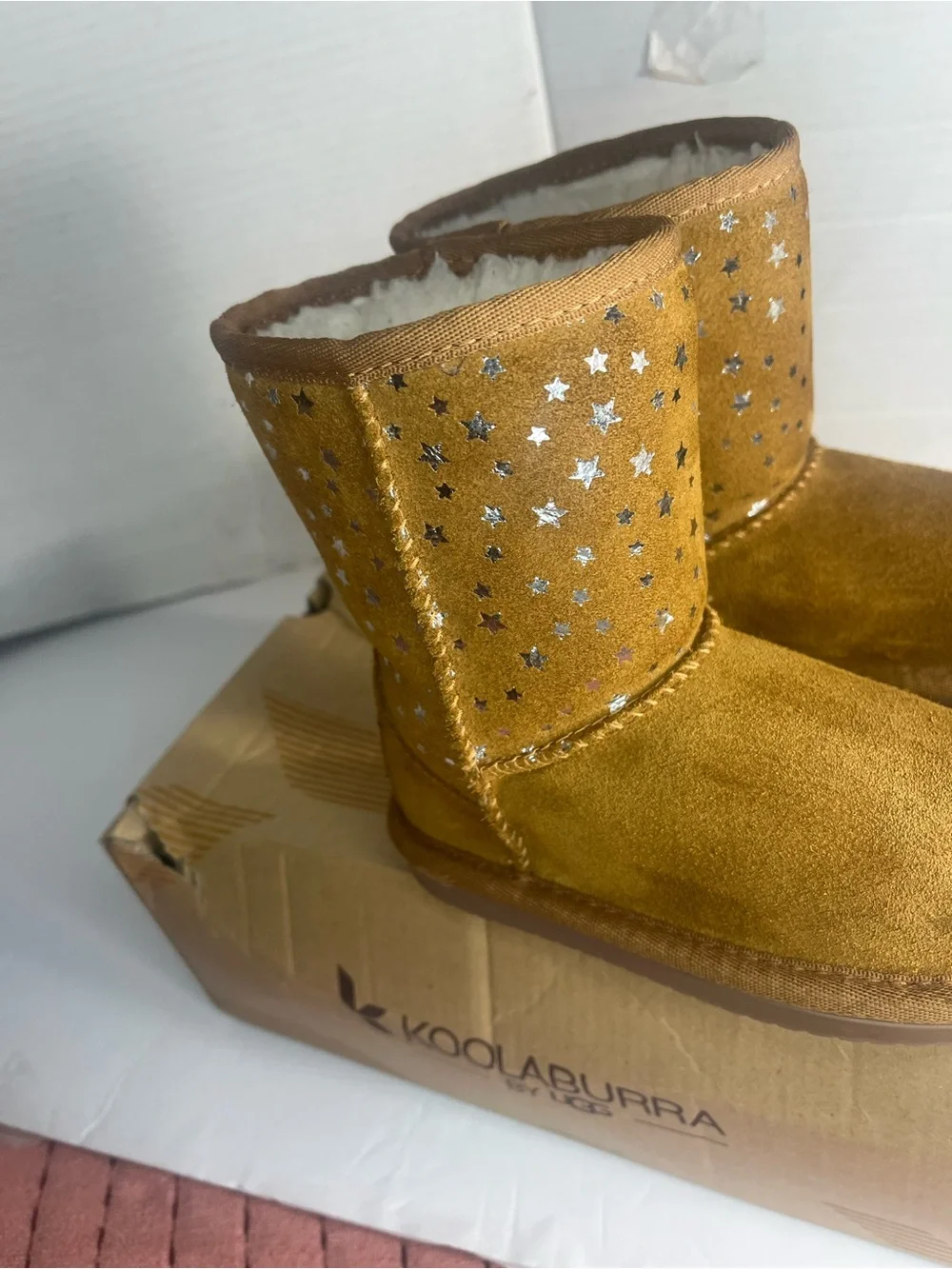 T. Koola Short Stars size size 8 children